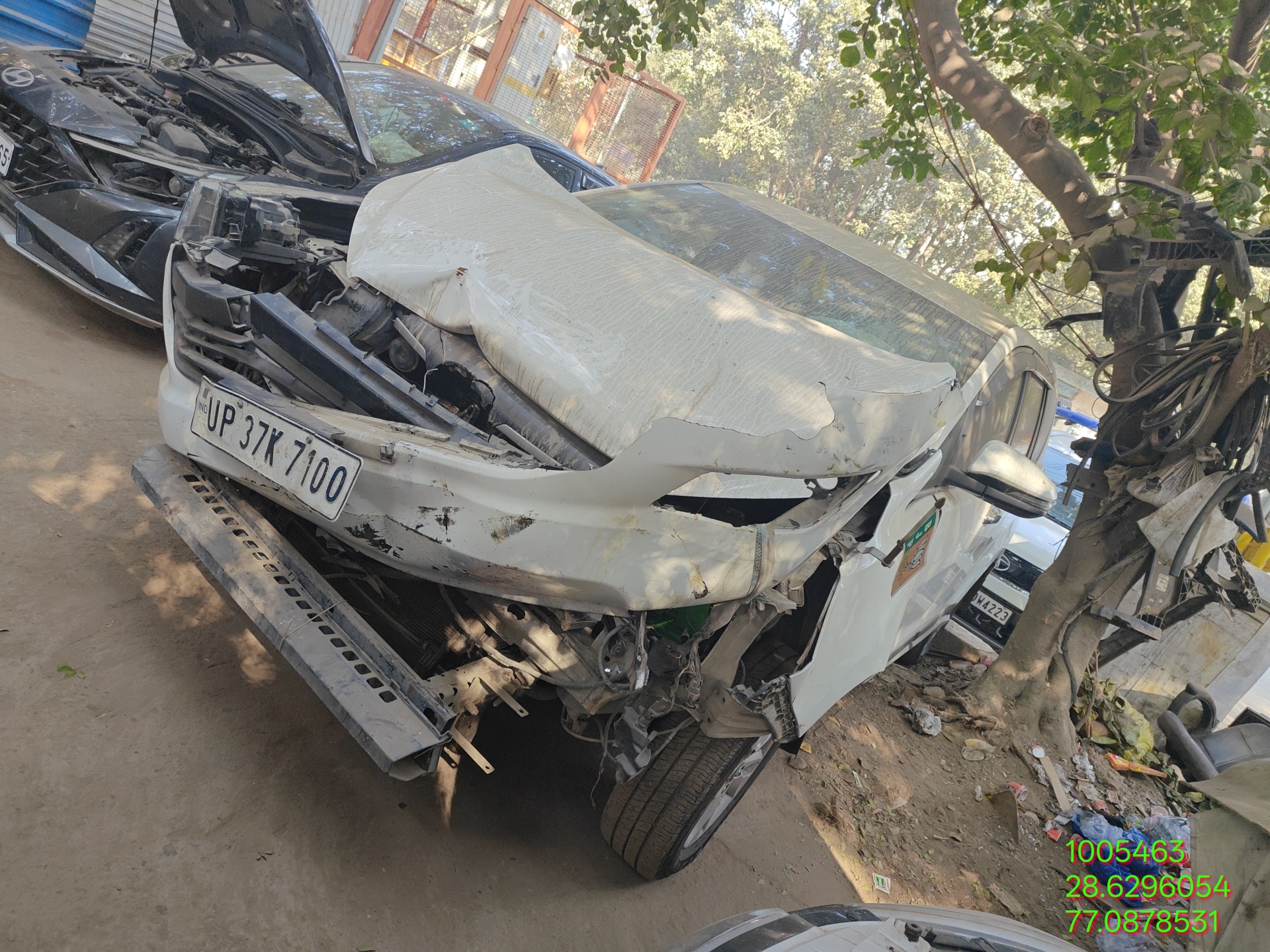  TOYOTA INNOVA CRYSTA 2.4 GX MT 7 STR