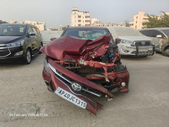TOYOTA GLANZA V PETROL
