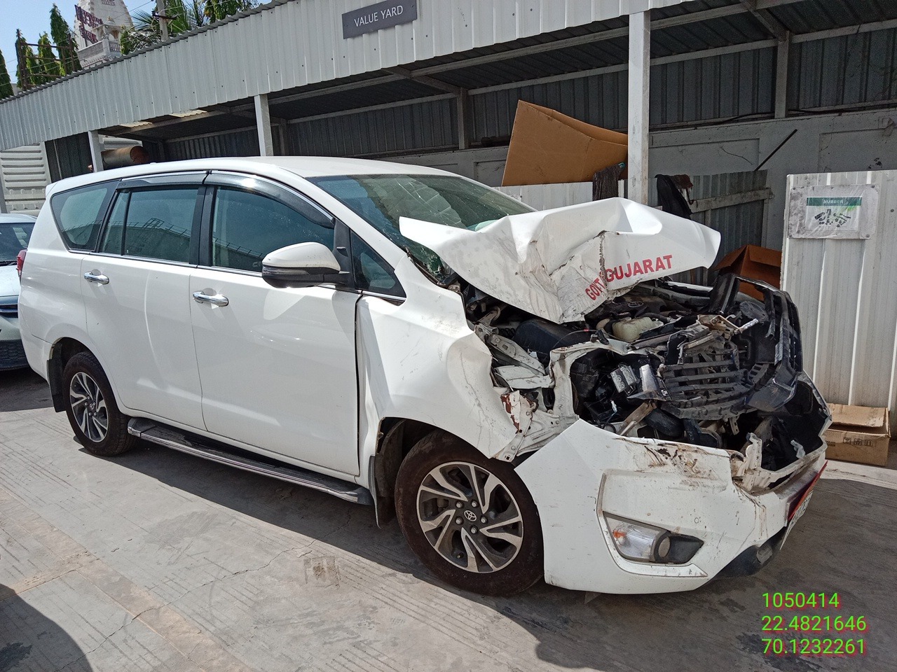 TOYOTA INNOVA CRYSTA 2.4 VX MT 7 STR
