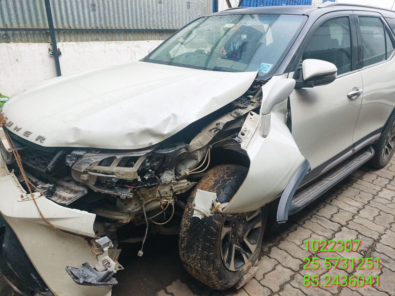 FORTUNER 2.8 2WD AT