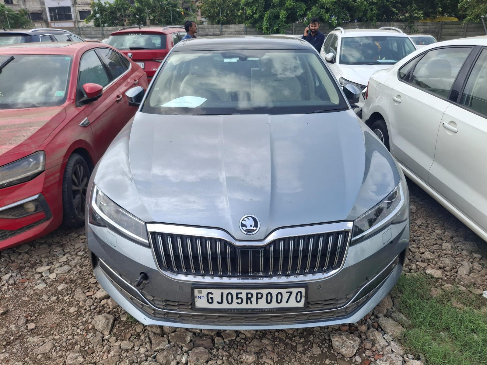 SKODA SUPERB-L&K 2.0 AT