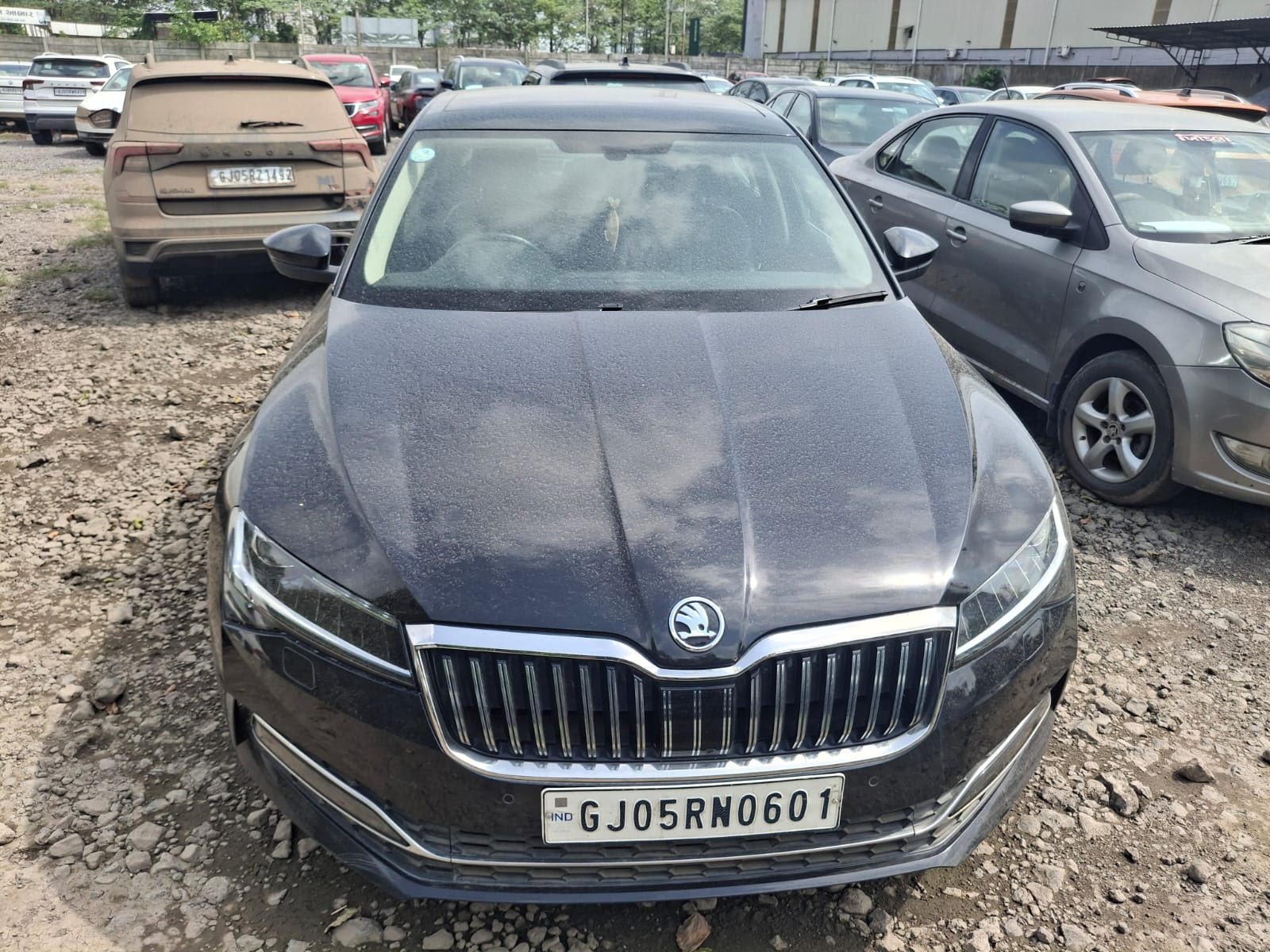 SKODA SUPERB-L&K 2.0 AT