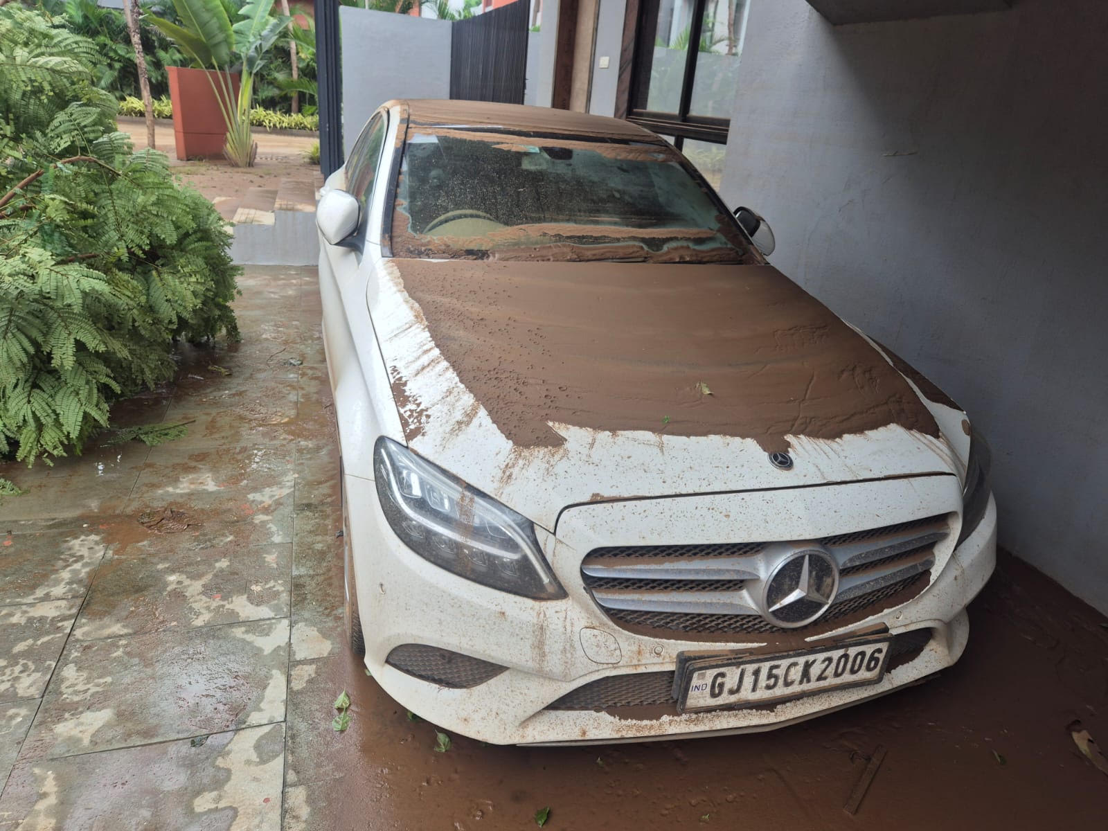 Mercedes BENZ. C220D