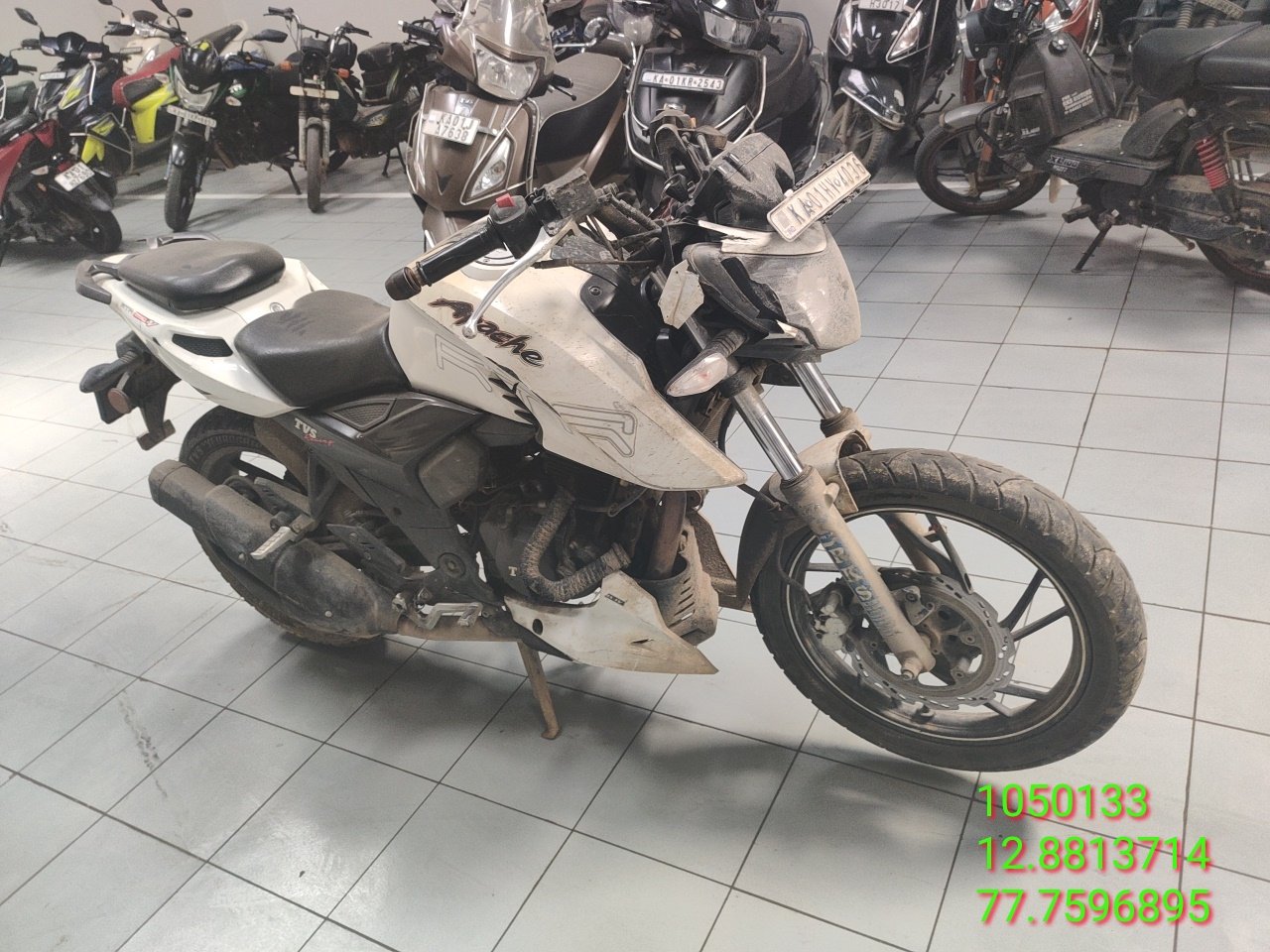 TVS APACHE RTR 200 4V EFI