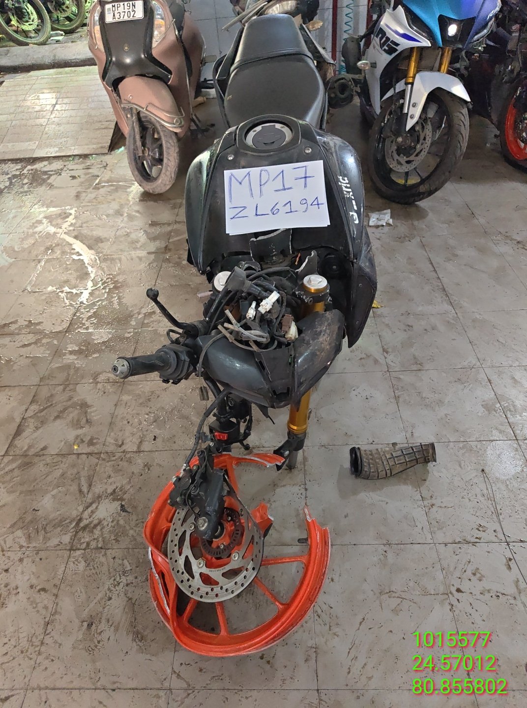 YAMAHA MT 15