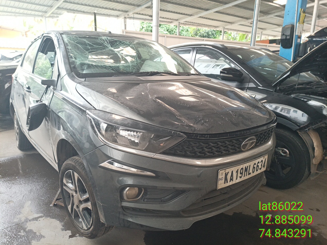 TATA MOTORS TIAGO REVOTRON XZA PLUS