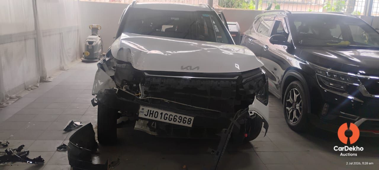 Kia Carens Clavis G1.5 6MT HTK7