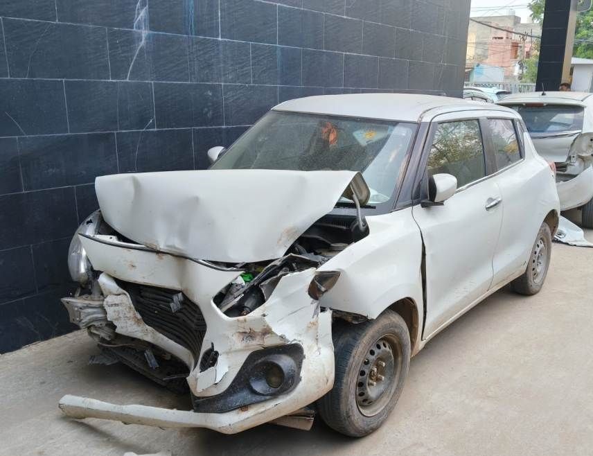 Maruti Suzuki SWIFT VXI AMT