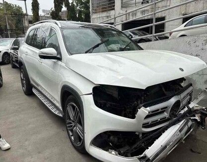Mercedes Benz GLS 400 D ( 4 Matic )