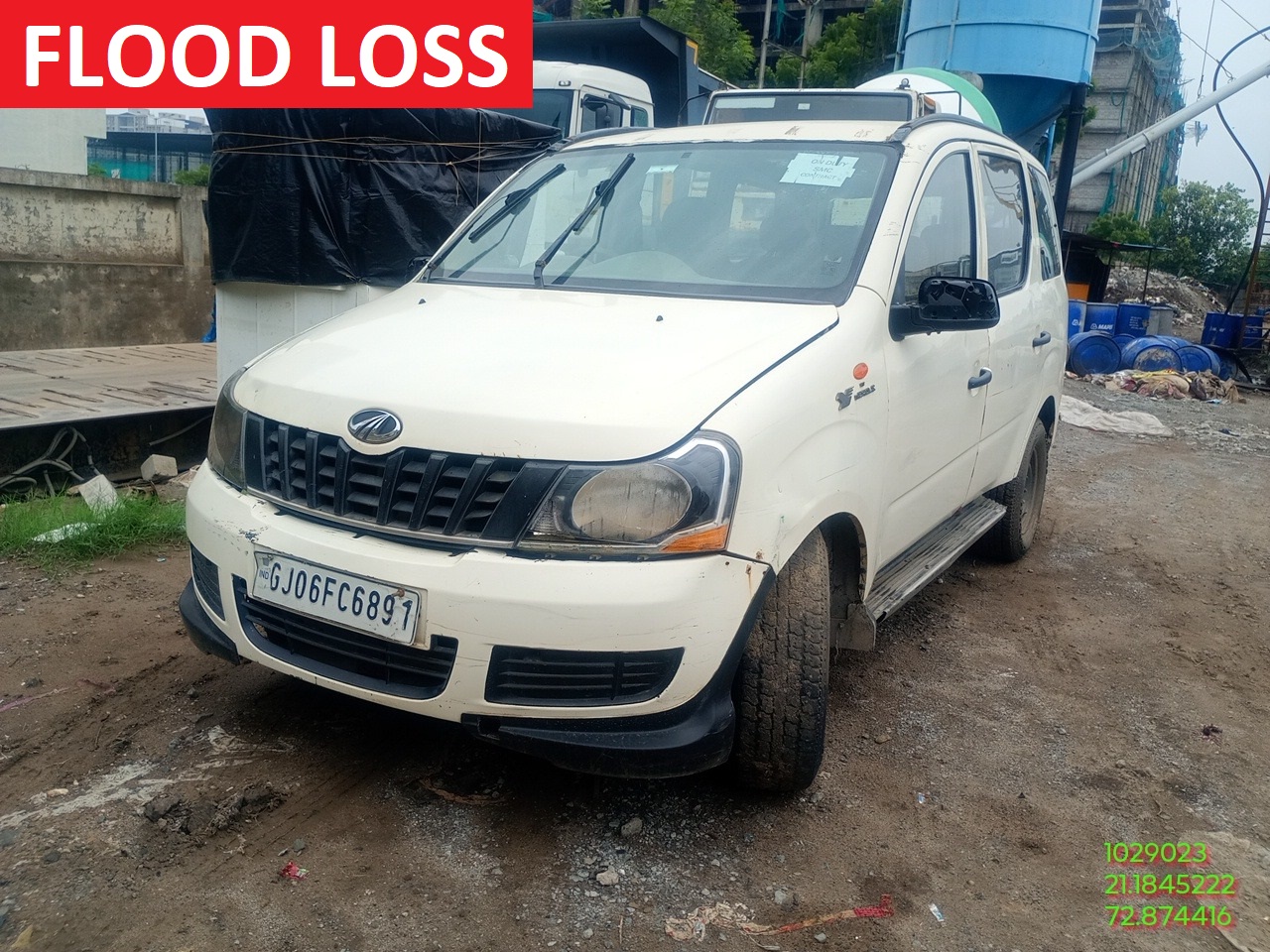 MAHINDRA M AND M XYLO E4 8STR 2012 DIESEL