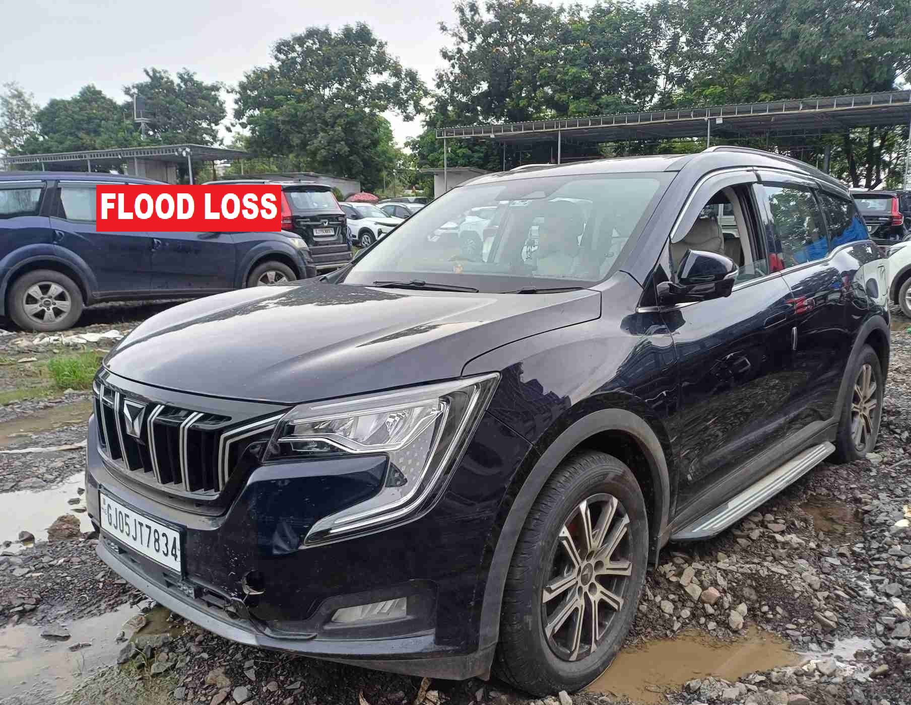 MAHINDRA DMahindra XUV700 AX7 L DSL MT 7 SEATER 2025 DIESEL MT