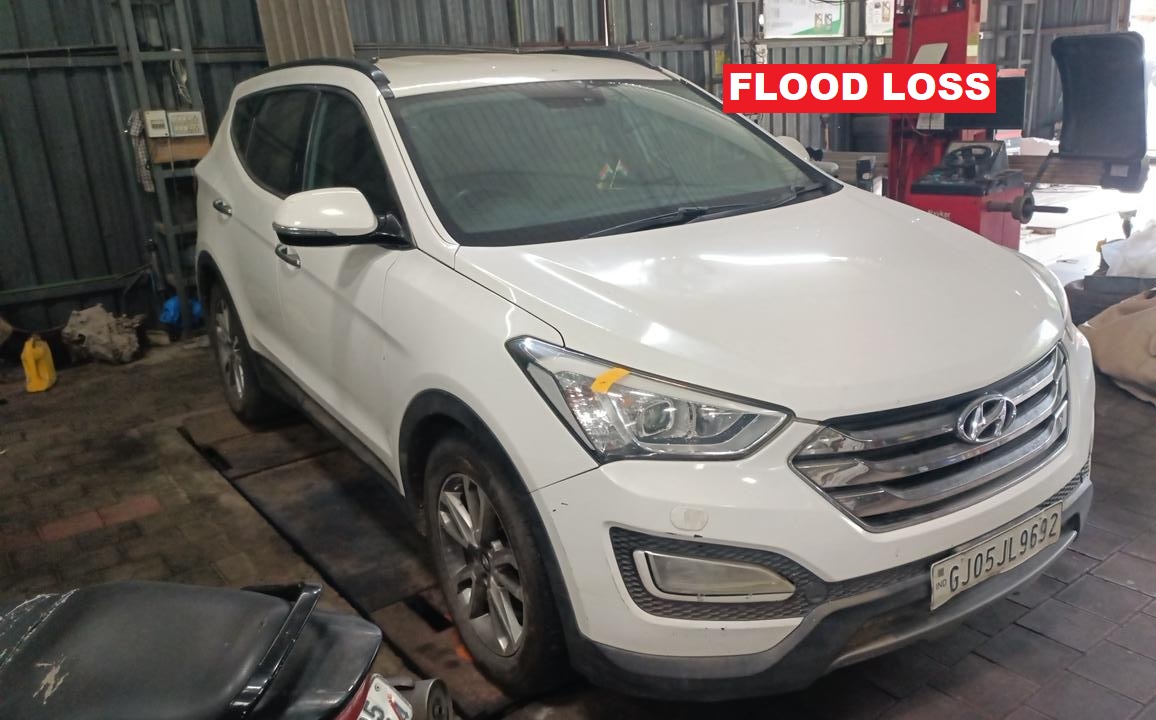 HYUNDAI DHyundai Santa Fe CRDI 4WD A/T 2015 DIESEL
