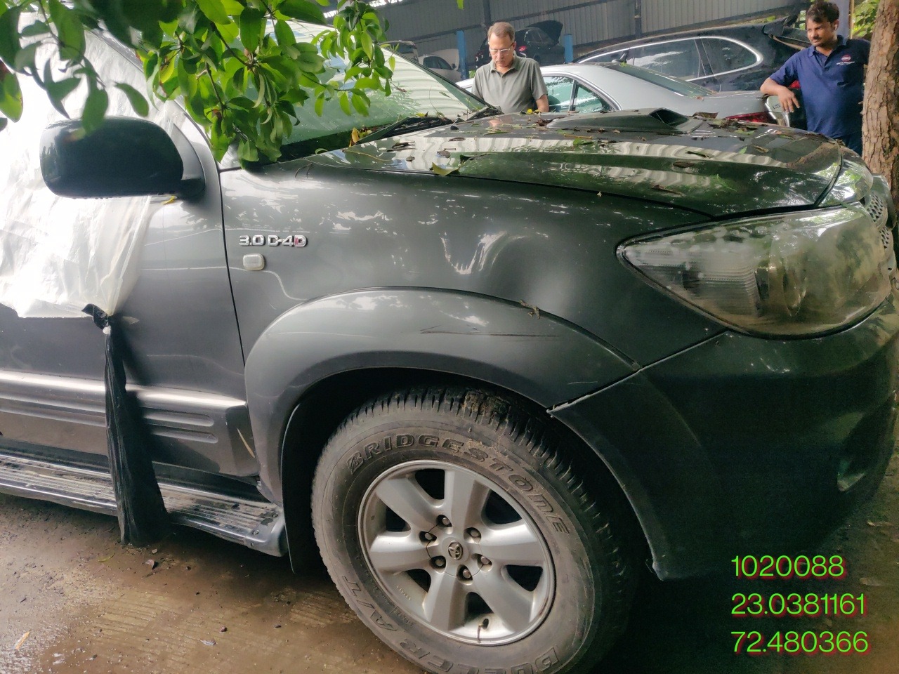 TOYOTA FORTUNER 4X4 AT 2011 DIESEL AT