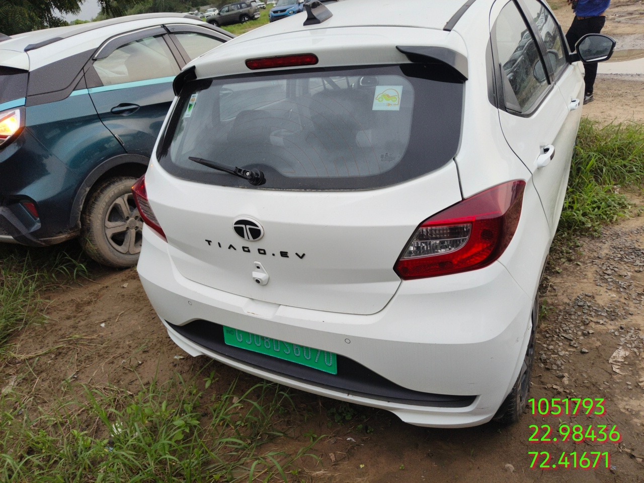 TATA MOTORS TIAGO XZ PLUS TECH LUX LR