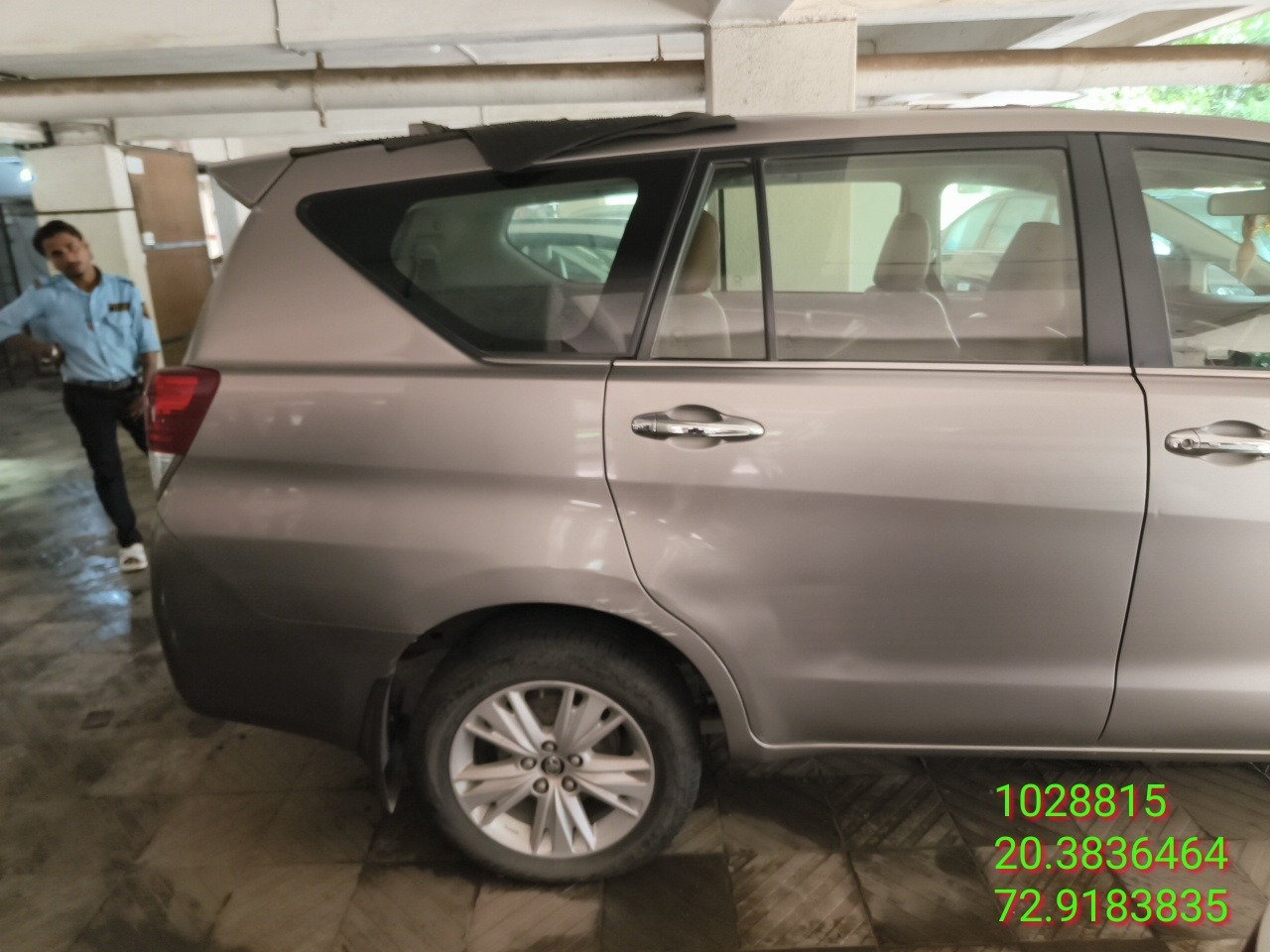 TOYOTA TOYOTA INNOVA CRYSTA 2.8 ZX AT 7 STR