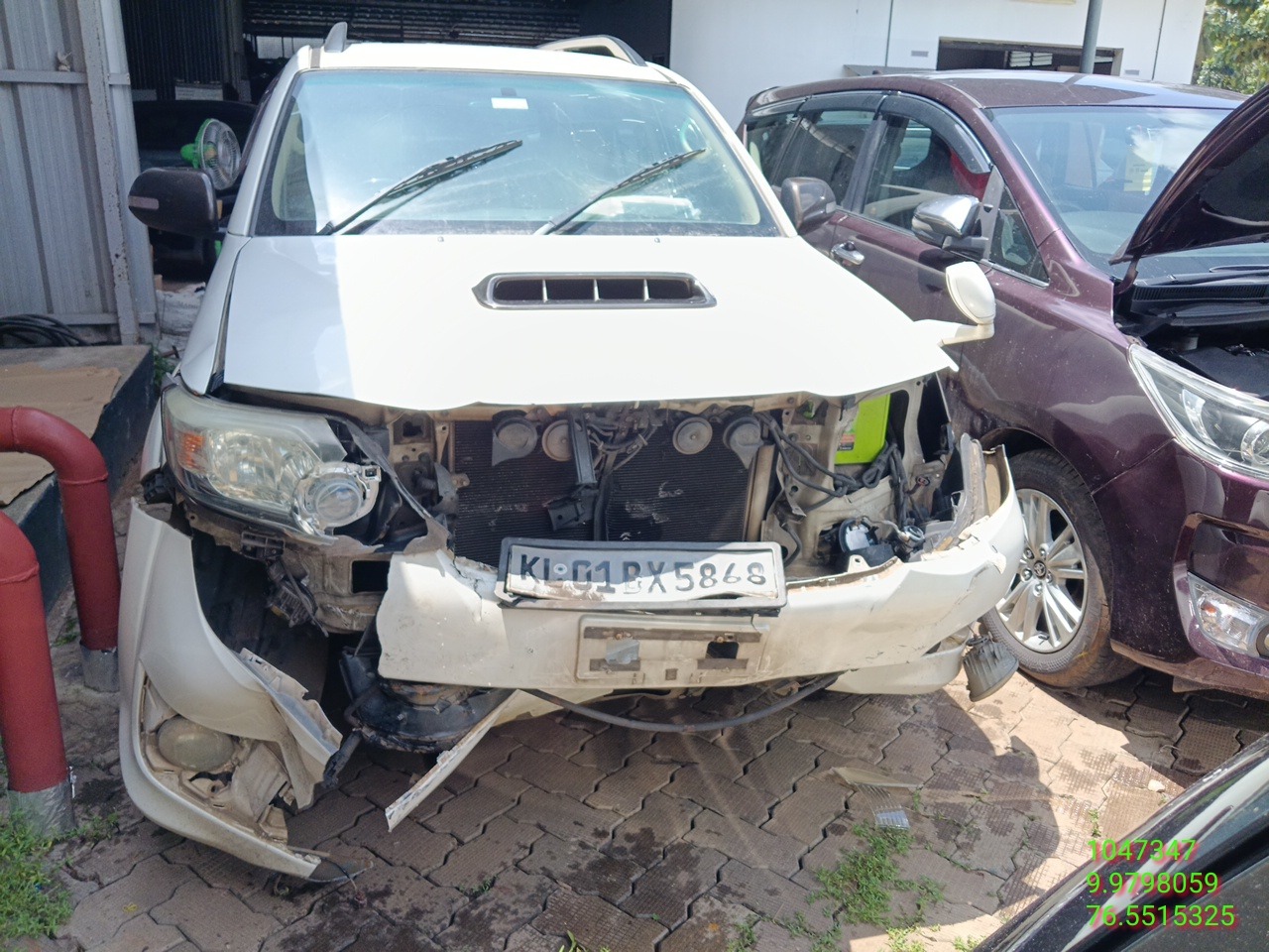 WITHOUT RC - TOYOTA FORTUNER 4X2 AT